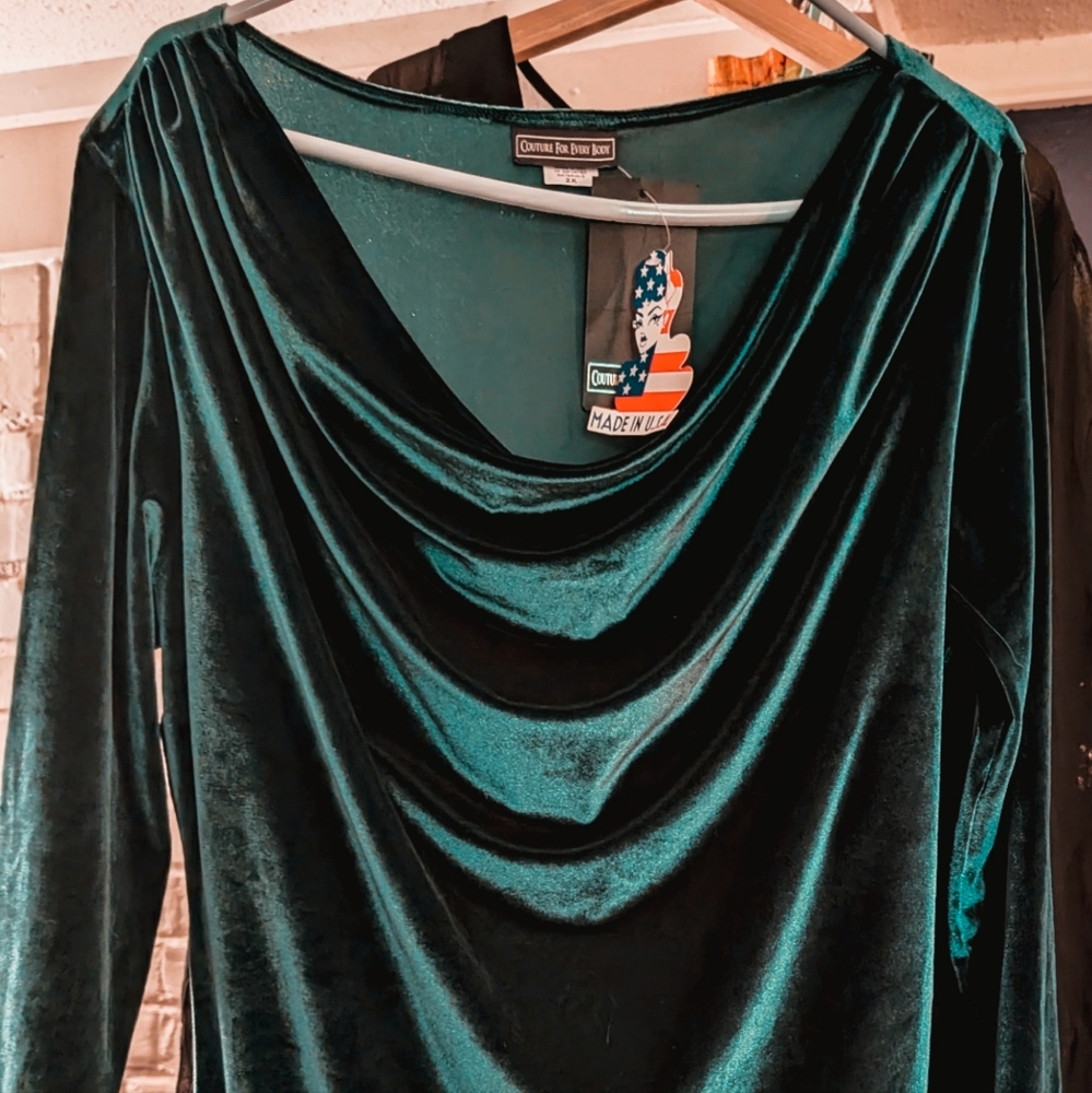 Pinupgirlclothing 2X Green Velvet Evening Gown